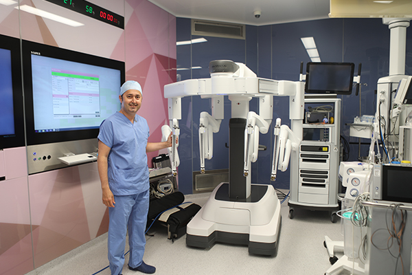 Prof. Dr. Taner Usta - Jinekolojide Robotik Cerrahi